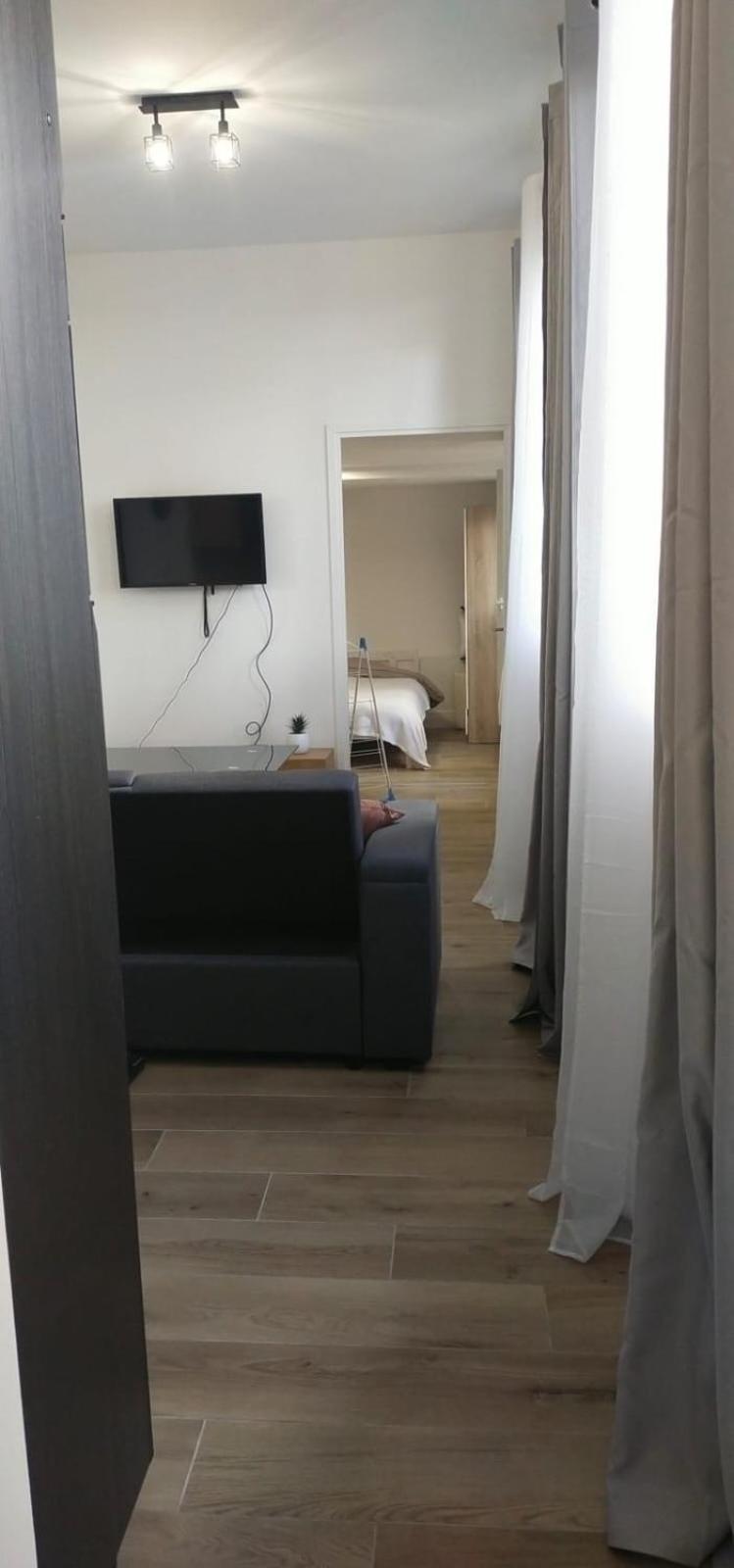 2 Piece Avec Terrasse Ensoleille Apartamento Suresnes Exterior foto