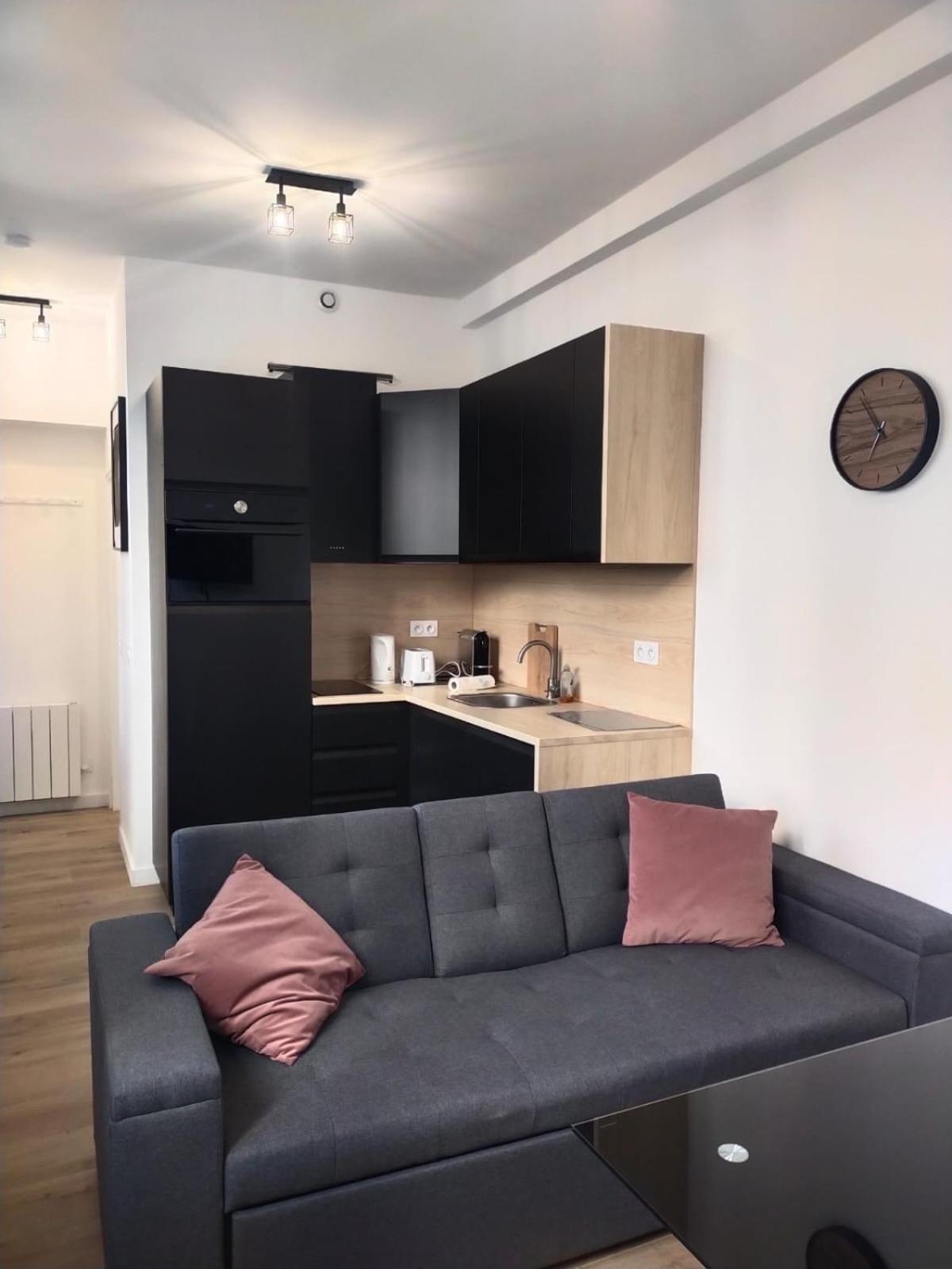 2 Piece Avec Terrasse Ensoleille Apartamento Suresnes Exterior foto