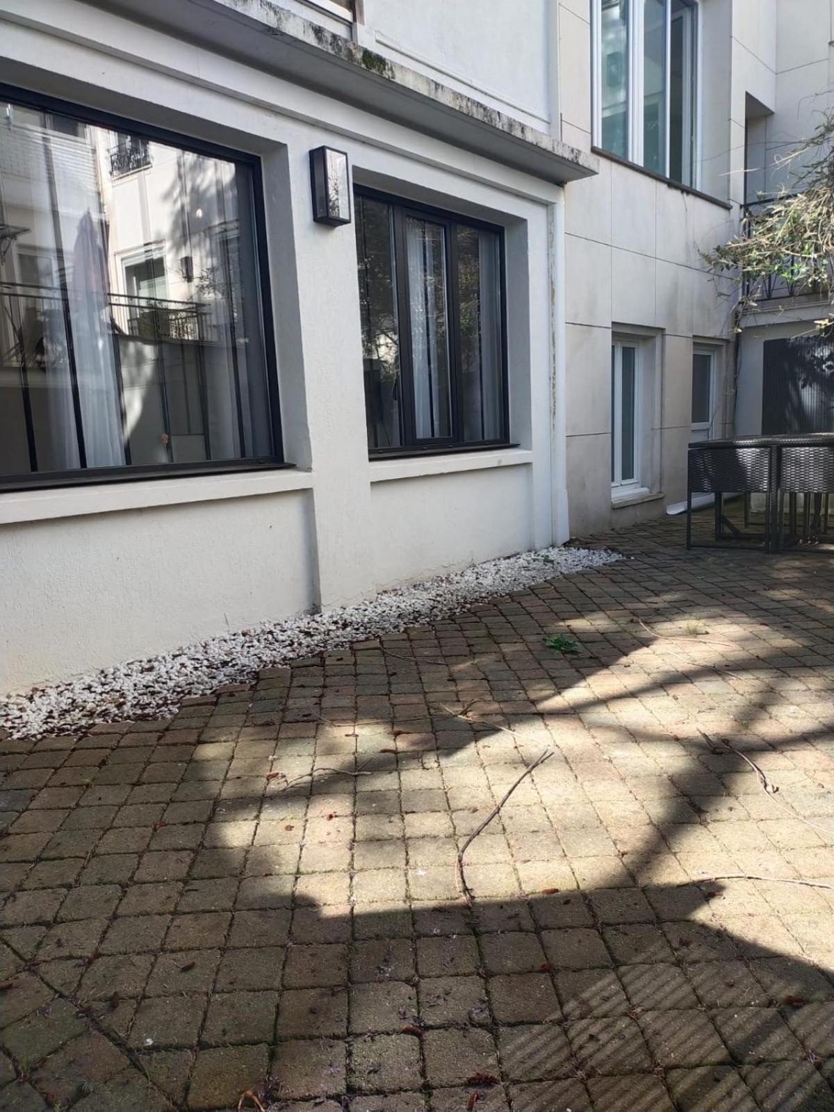2 Piece Avec Terrasse Ensoleille Apartamento Suresnes Exterior foto