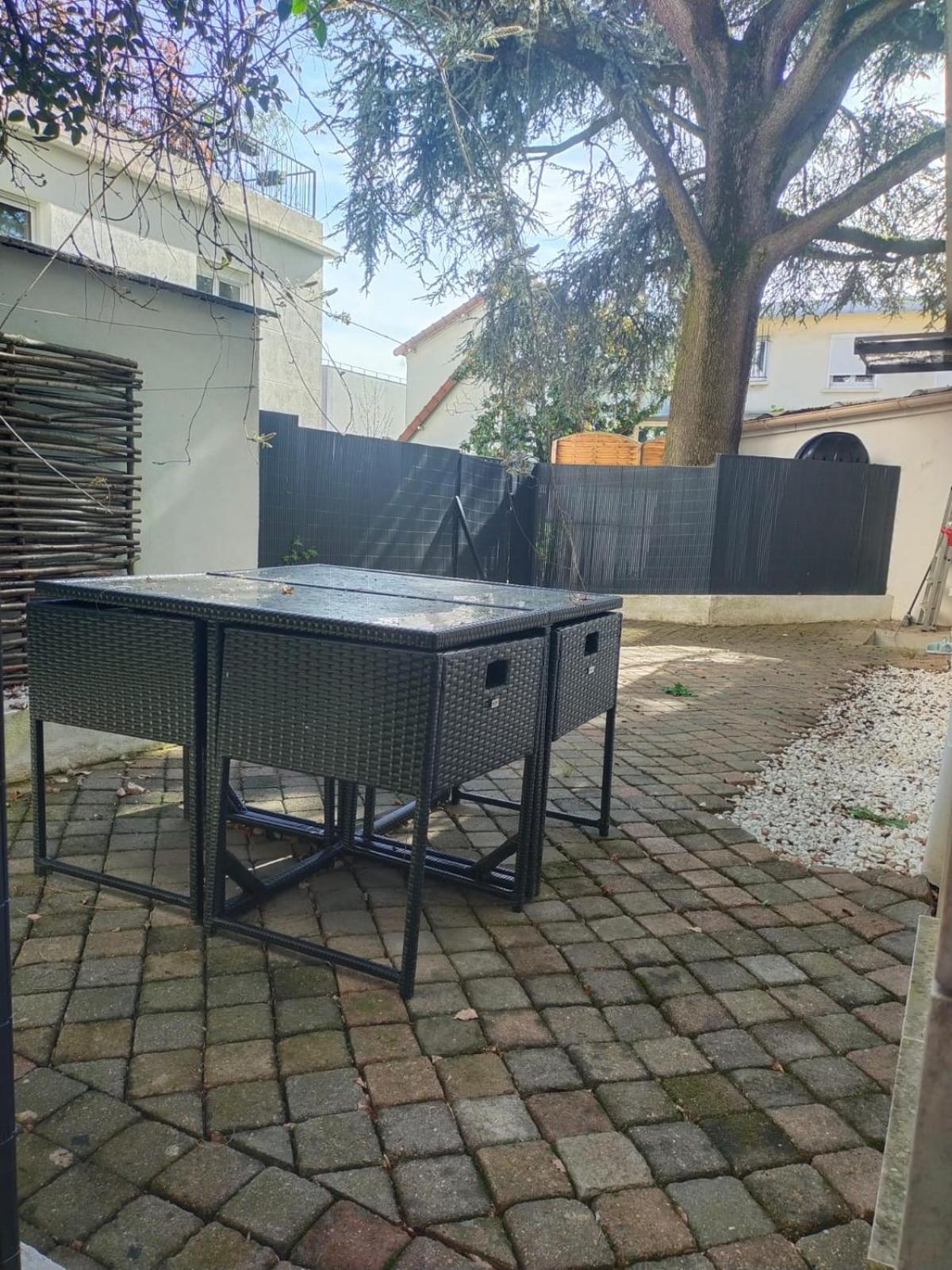 2 Piece Avec Terrasse Ensoleille Apartamento Suresnes Exterior foto